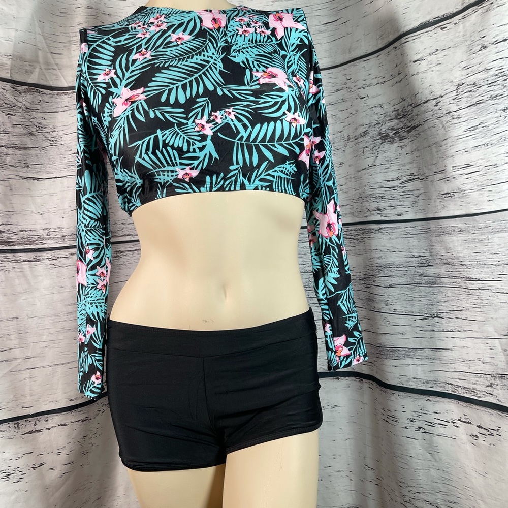 Long sleeve and shorts Bikini Swim Suit